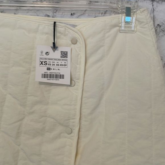 NWT Zara cream button up mini skirt - Picture 4 of 7